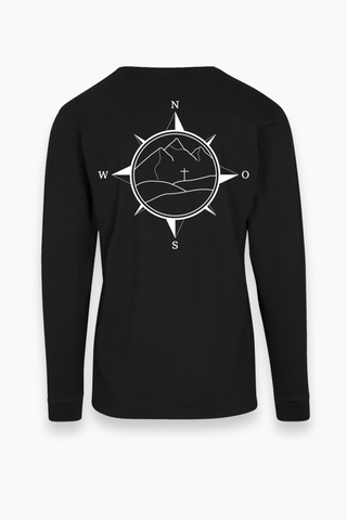 Schwarzes Longsleeve mit Backprint von The Clue Clothing.