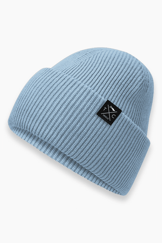Unsere Recycled Beanie für Damen und Herren in Dust Blue Blau von The Clue Cothing